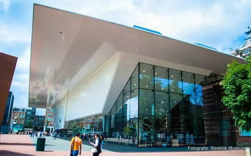 Stedelijk Museum Amsterdam en Van Abbemuseum lanceren STUDIO i - platform voor inclusieve cultuur