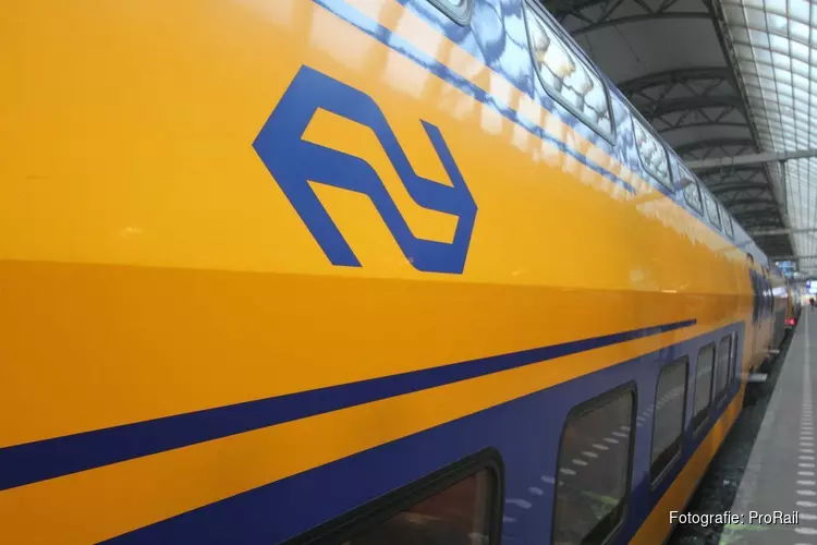 Treinverkeer tussen Amsterdam en Utrecht hele dag ernstig verstoord