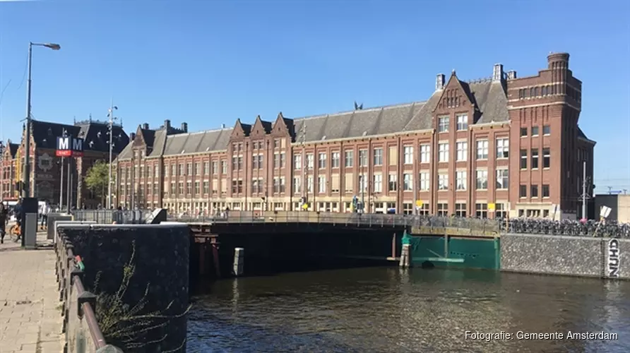 Kamperbrug: start werkzaamheden aan kades en tijdelijke steigers 7 mei