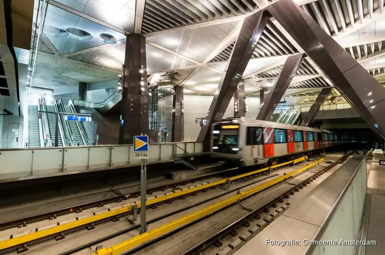 Testfase met reizigers Noord/Zuidlijn goed verlopen