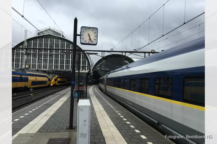 Staatssecretaris Van Veldhoven wil grondige evaluatie treinstoring