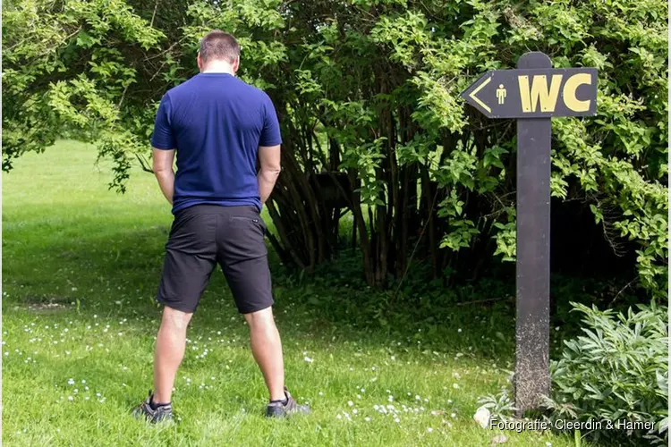 Meeste boetes voor wildplassen in Haarlem en Amsterdam