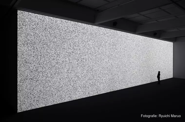 Kunstenaar Ryoji Ikeda komt naar EYE Filmmuseum