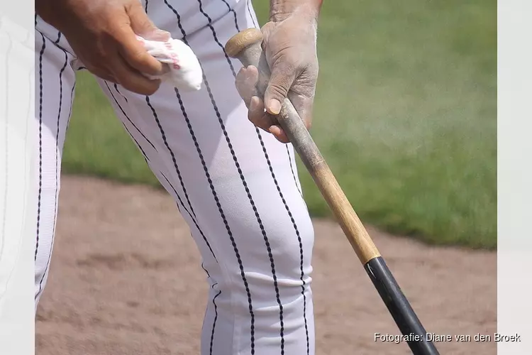 Pirates deelt eerste klap uit aan Neptunus