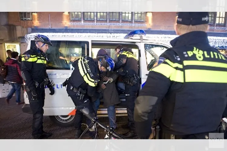 Omstanders leveren straatrover over aan politie