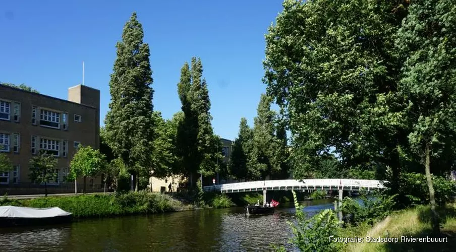 Amsterdamspeld voor medeoprichter Stadsdorp Rivierenbuurt