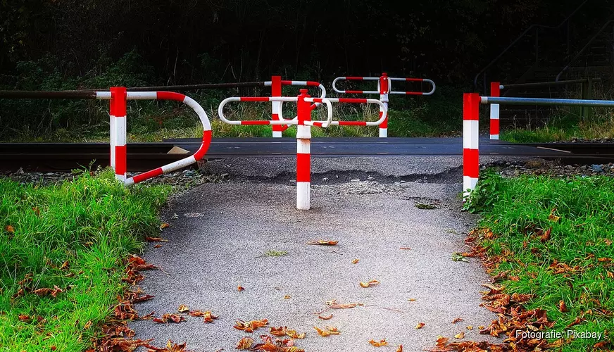 Kabinet maakt einde aan onbewaakte overwegen