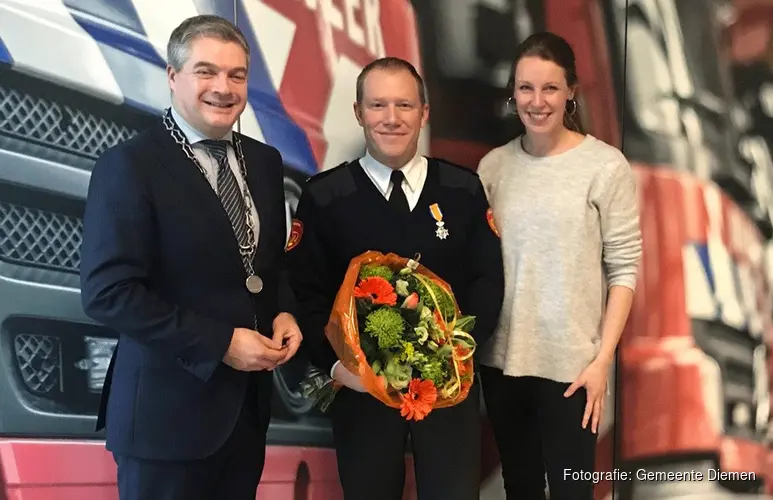 Koninklijke onderscheiding brandweerman Sjaak Groot