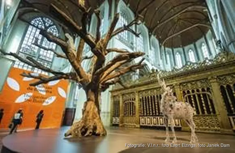 Boeddha by night: avondopenstellingen in  De Nieuwe Kerk Amsterdam