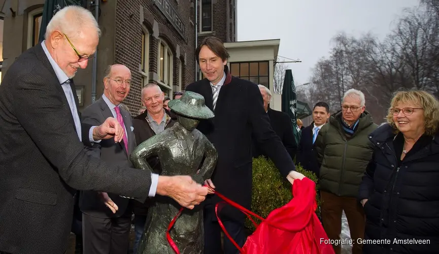 Turftrapster heeft nieuwe plek bij entree Oude Dorp aan Stationsstraat