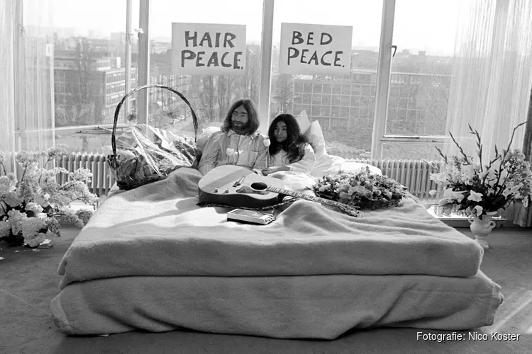 Hilton Amsterdam herdenkt legendarische bed in for peace