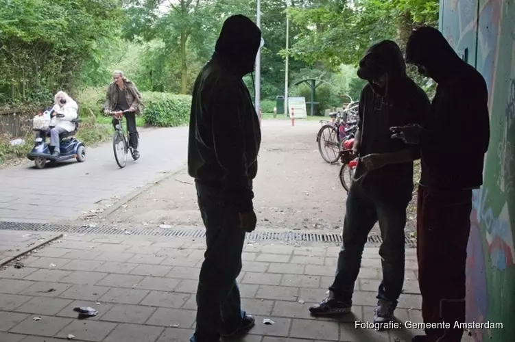 Zakkenrollerij Amsterdam in zeven jaar tijd bijna gehalveerd