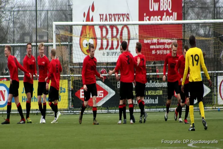 Wartburgia met zevenklapper langs Reiger Boys