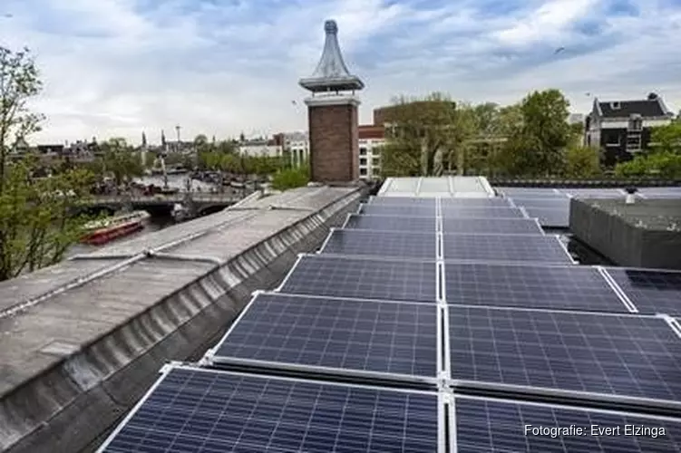 Zonnedak met 316 panelen op de Hermitage Amsterdam in gebruik genomen