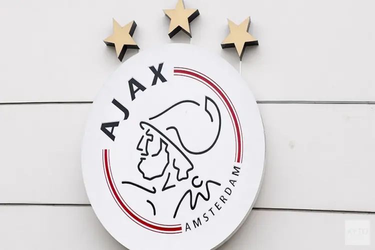 Ajax huurt Filip Frei van FC Zürich