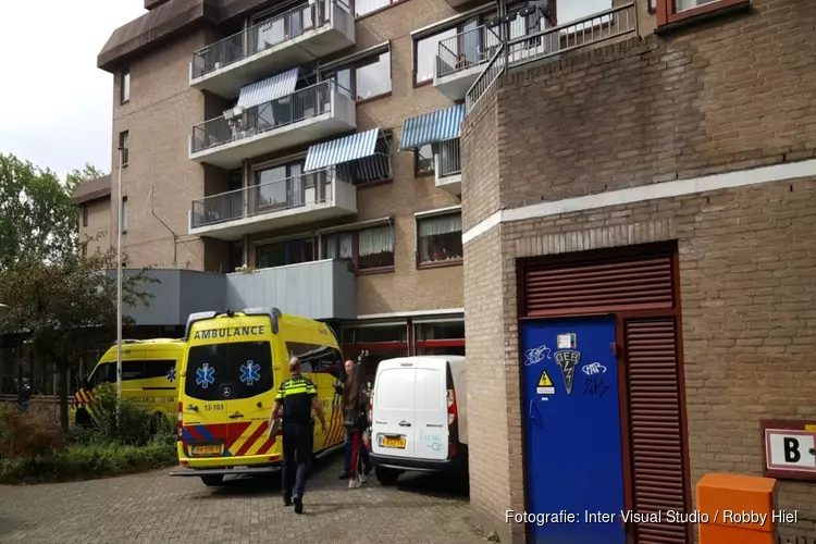 Vrouw neergestoken in woonzorgcentrum Amsterdam-West: verdachte opgepakt