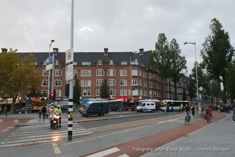 Politie voorkomt confrontatie Ajax- en Groningen-fans: 90 uitsupporters gearresteerd