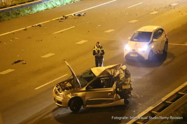 Drie gewonden bij botsing tussen auto&#39;s op de A10