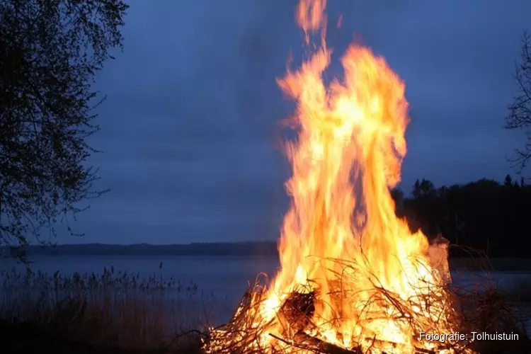 PARADIJS ELEMENTAIR: VUUR