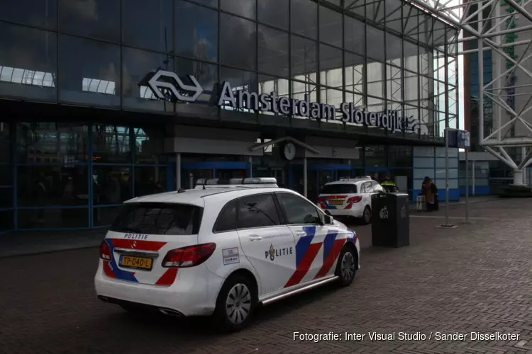 Gewonde bij steekpartij op station Amsterdam Sloterdijk