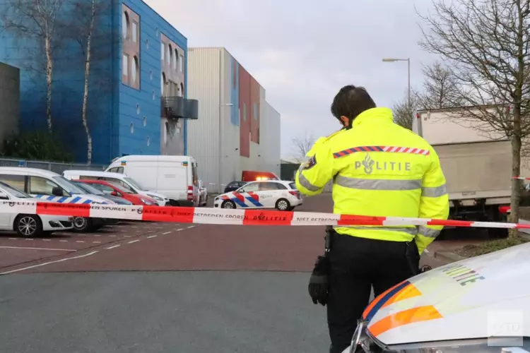 Politie bevestigt: afpersing motief voor versturen bombrief Amsterdam
