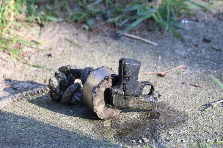 Magneetvissers stuiten op vuurwapen in Amstelveen
