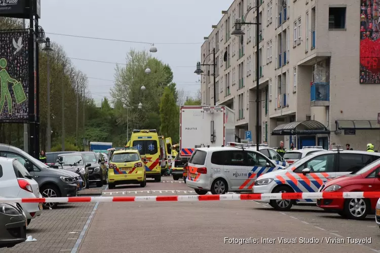 Man zwaargewond bij steekpartij in Amsterdam