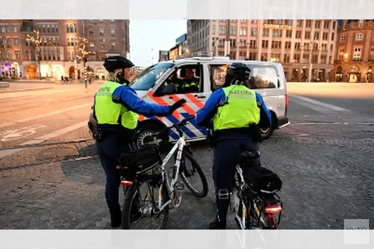 Man aangehouden voor inrijden op handhavers