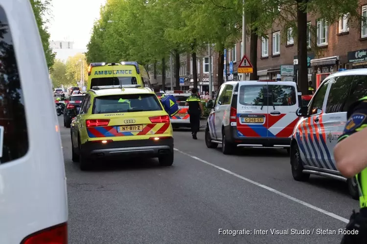 Gewonden bij steekpartij Amsterdam-Oost, politie massaal aanwezig