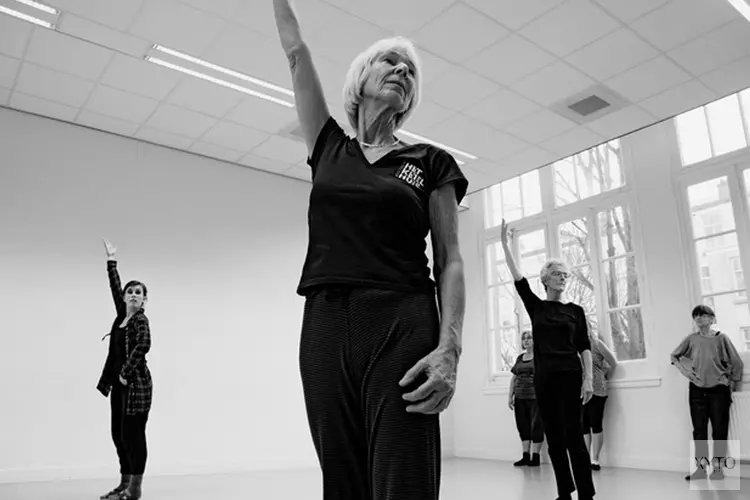 Dansen in het park voor iedereen van 60 jaar en ouder