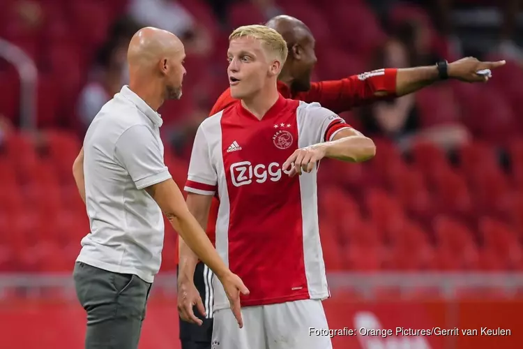 Ajax en Manchester United bereiken akkoord over Donny van de Beek