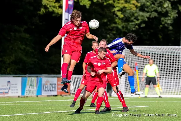 ADO &#39;20 laat zege liggen bij JOS Watergraafsmeer