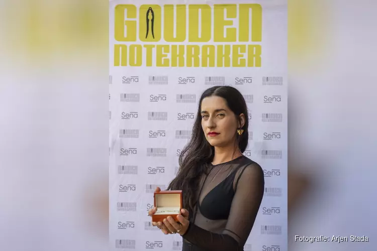 Eefje De Visser Wint de Gouden Notekraker 2020