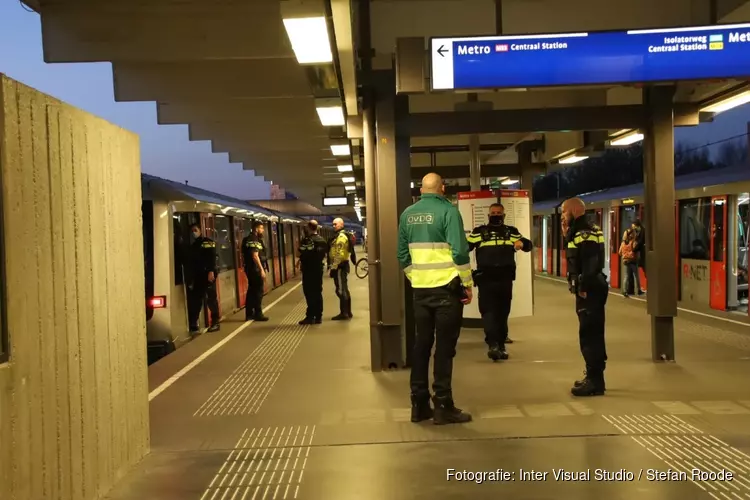 Melding &#39;schietpartij&#39; bij metrostation Van der Madeweg