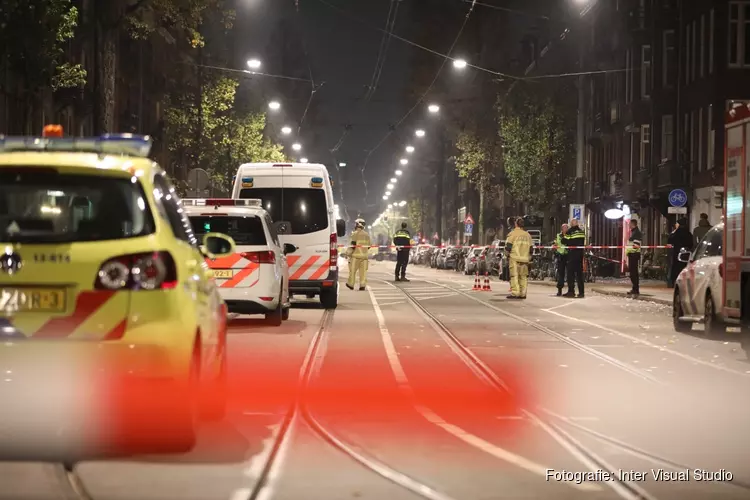 Explosie bij Amsterdamse coffeeshop, politie zoekt getuigen