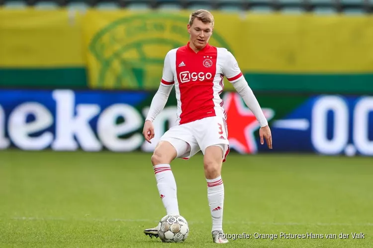 Ajax verlengt contract Schuurs tot 2025