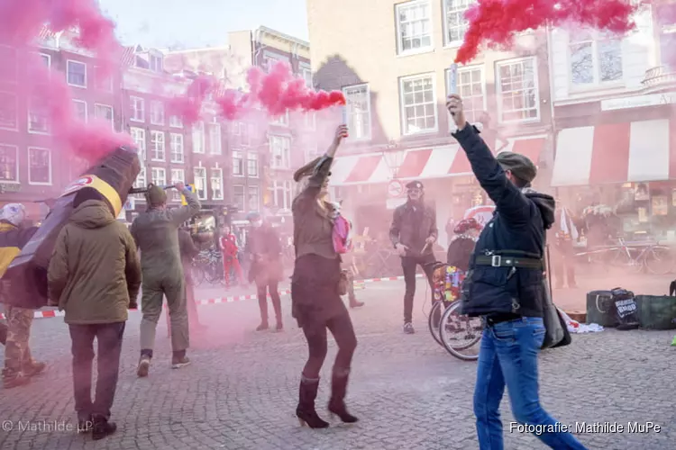 Spui: even in handen van de Sigaristen!