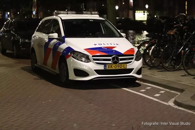 Overval in drukke supermarkt Baarsjesweg