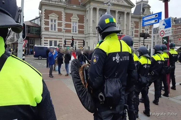 Ruim 150 aanhoudingen bij demonstratie Museumplein