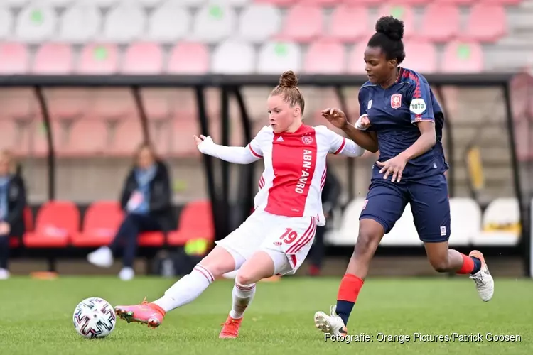 Ajax klopt FC Twente in finale Eredivisie Cup vrouwen