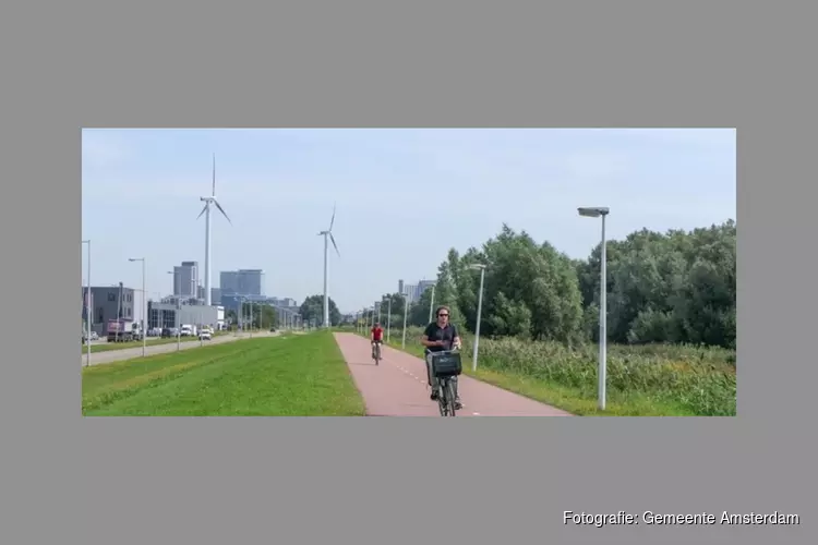 Amsterdammers in gesprek over windmolens