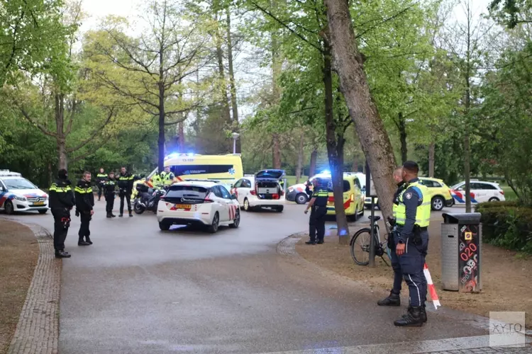 UPDATE Man (55 jaar) aangehouden voor steekincident Vondelpark