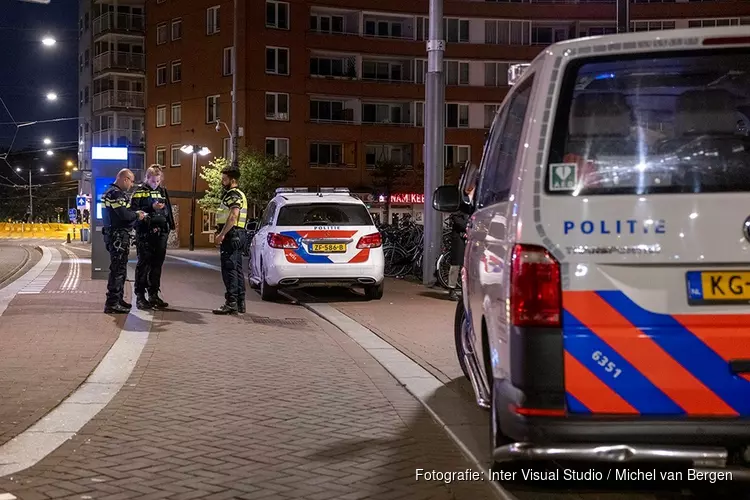 Overval op het Marie Heinekenplein in Amsterdam