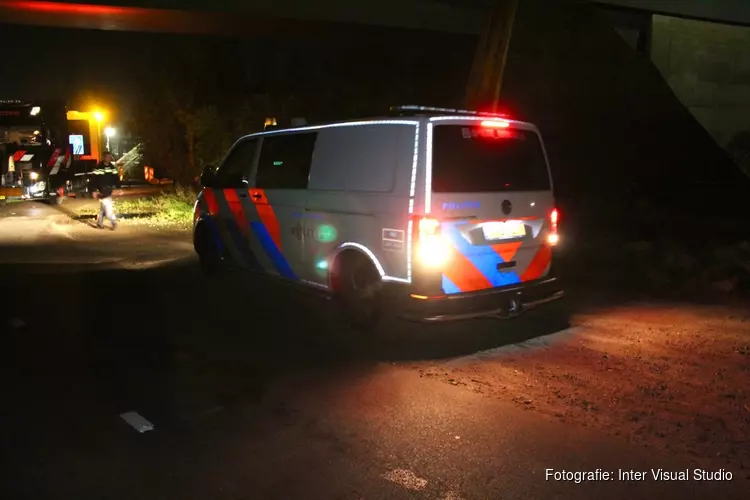 Illegaal feest onder viaduct A1