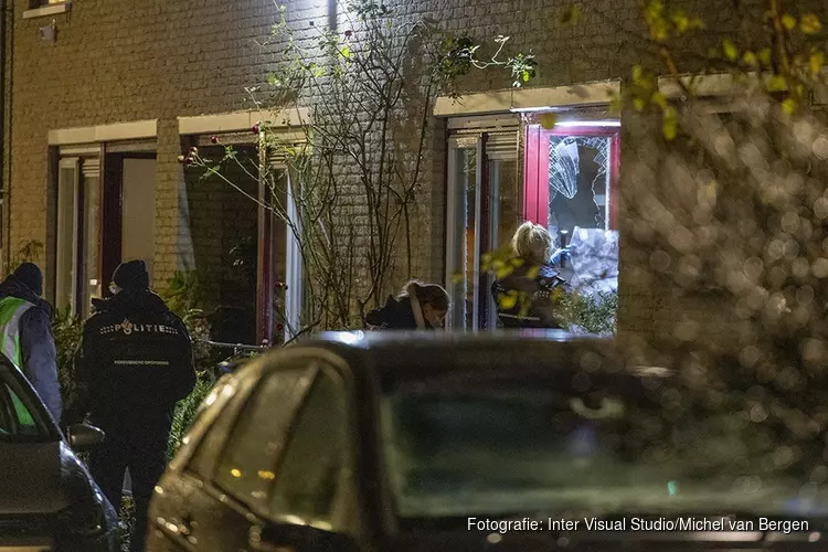 Politie onderzoekt explosie bij woning Marianellastraat