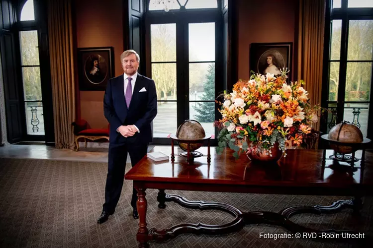 Koning doet kerstuitspraak 2021; Luister naar elkaar!