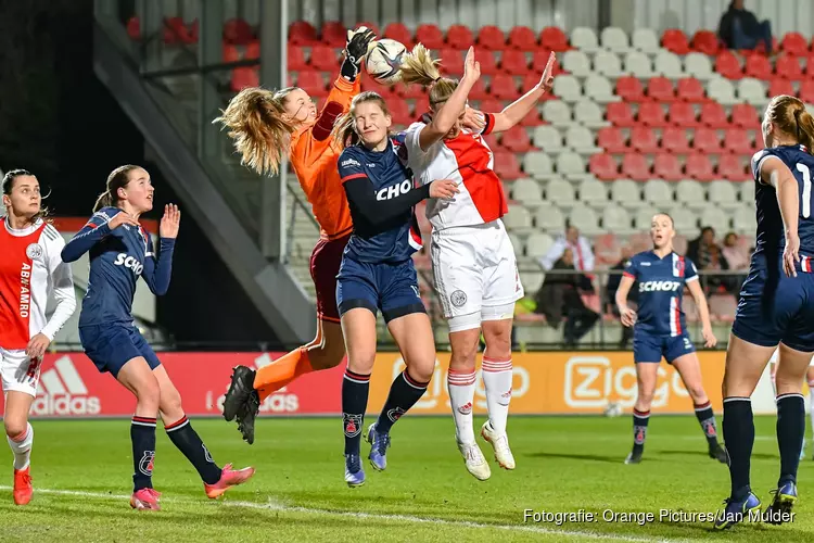 Ajax Vrouwen in tweede helft langs VV Alkmaar