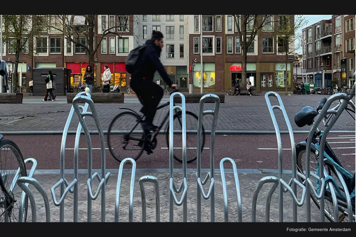 Keizer Whirlpool Arrangement Een echt Amsterdams fietsenrek - Amsterdamsdagblad.nl