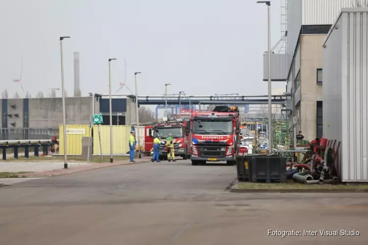 Brand bij fabriek in Amsterdam-Westpoort