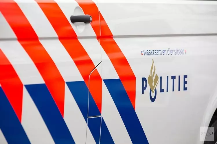 Politie onderzoekt gewelddadige poging beroving aan Van Eeghenstraat